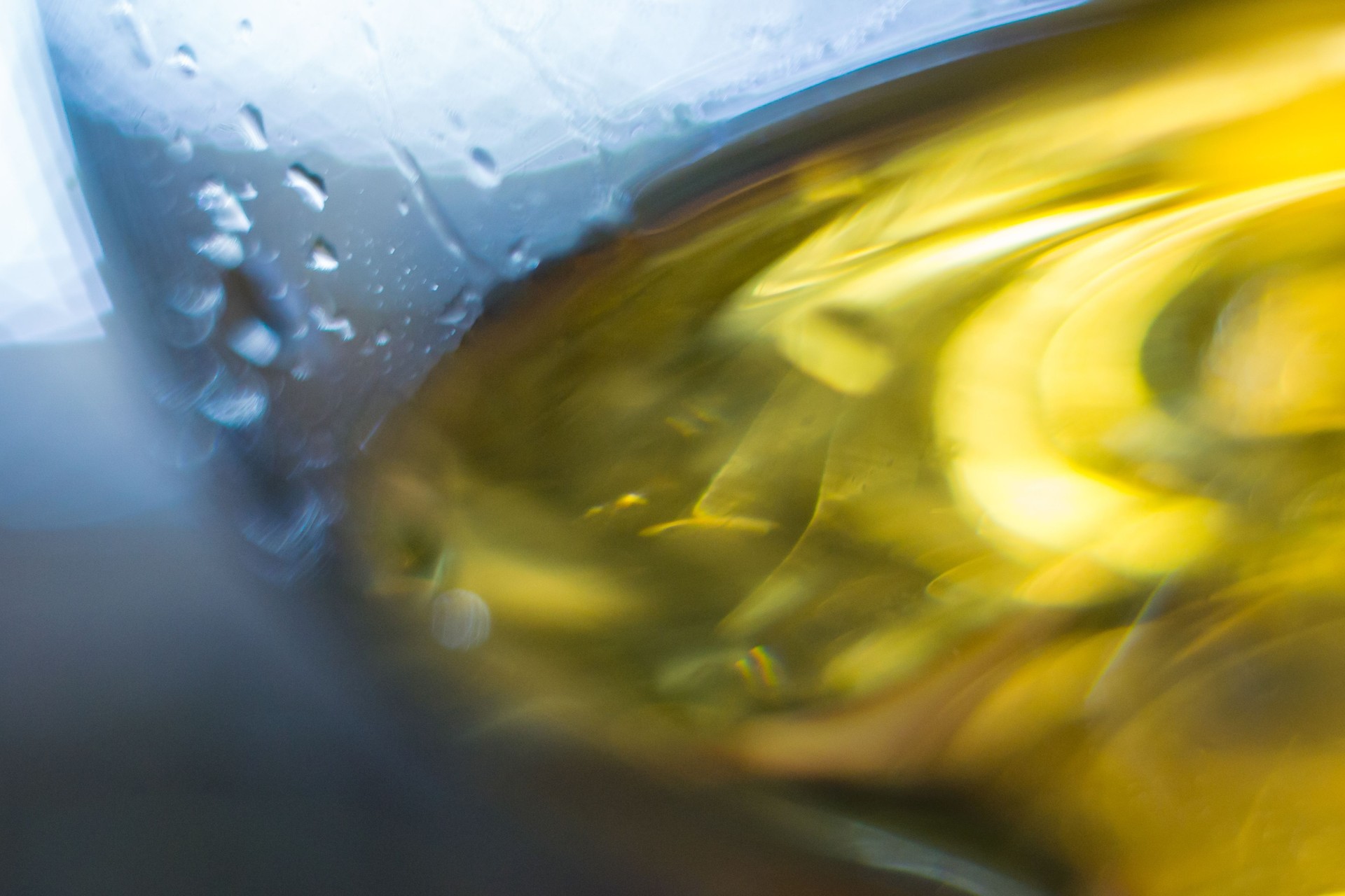 bicchiere di vino bianco